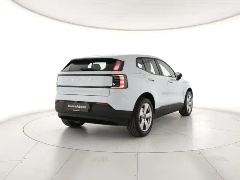 Volvo EX30 nuova a Modena (5)