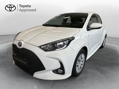 Toyota Yaris 1.5 Hybrid 5 porte Energy del 2023 usata a Curno