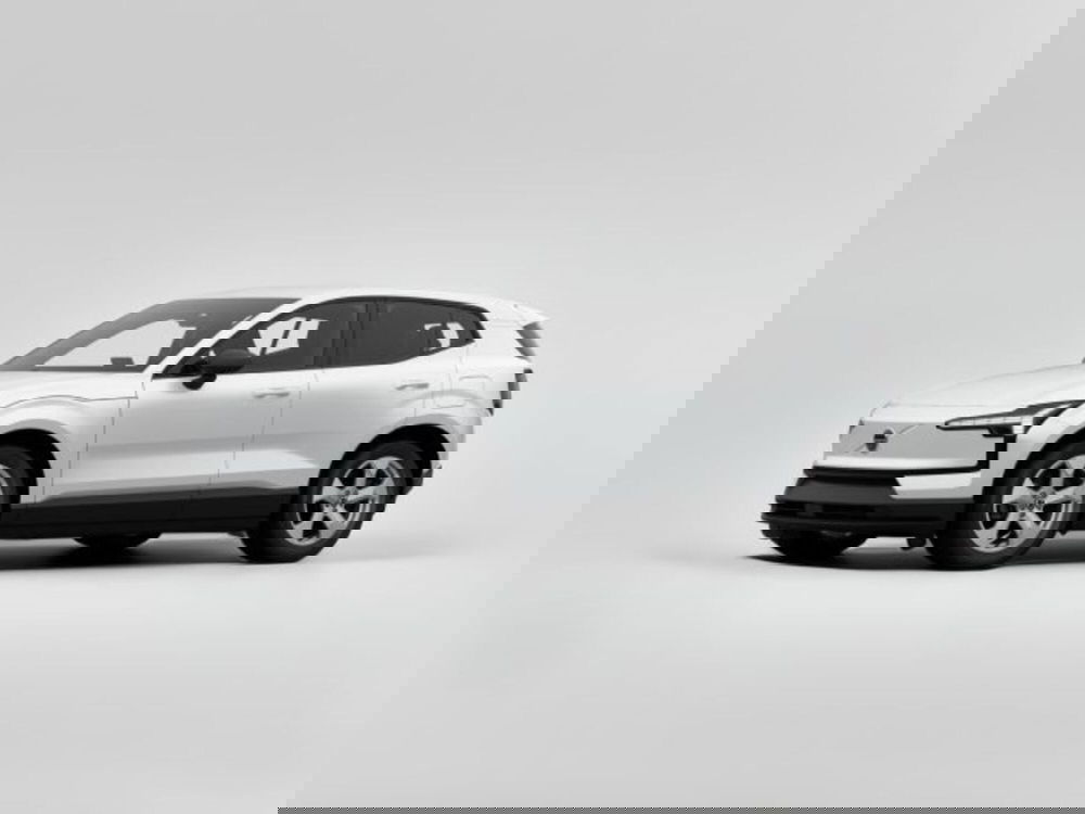 Volvo EX30 nuova a Modena (2)