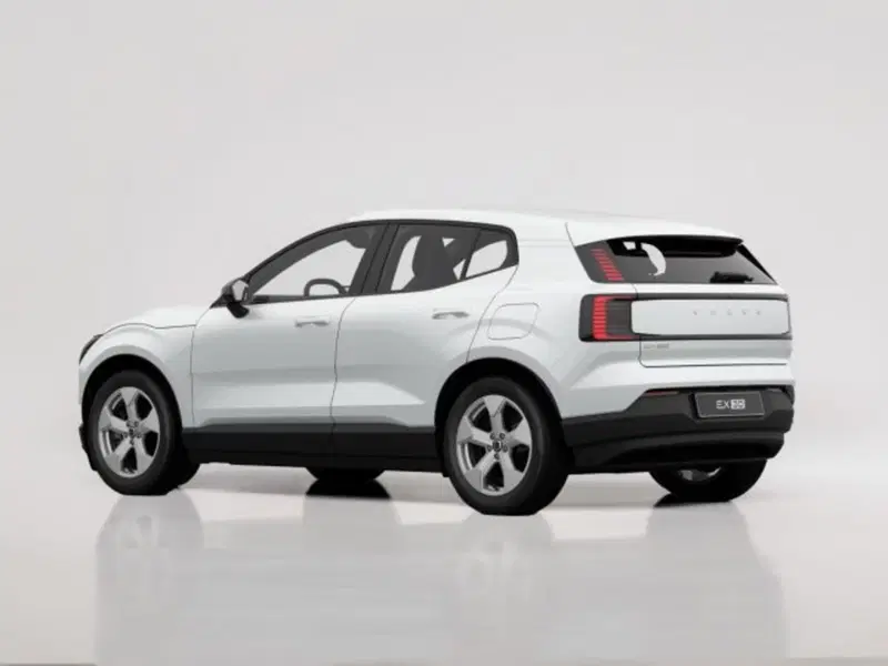 Volvo EX30 nuova a Modena (4)