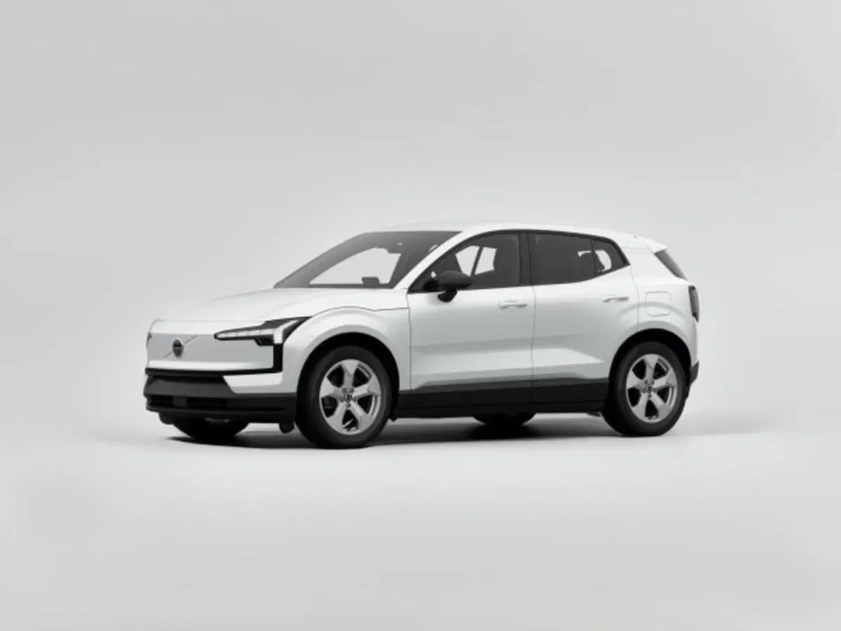 Volvo EX30 nuova a Modena (2)