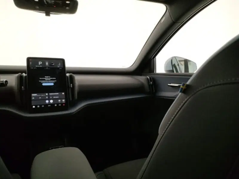 Volvo EX30 nuova a Modena (12)