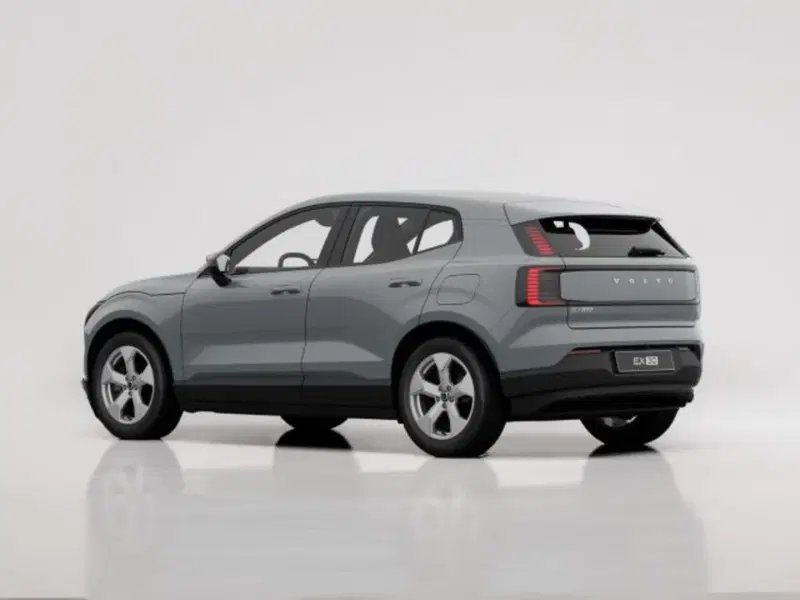 Volvo EX30 nuova a Modena (4)