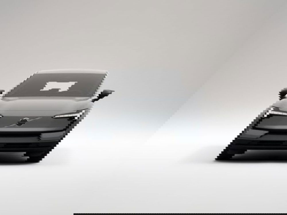 Volvo EX30 nuova a Modena (5)