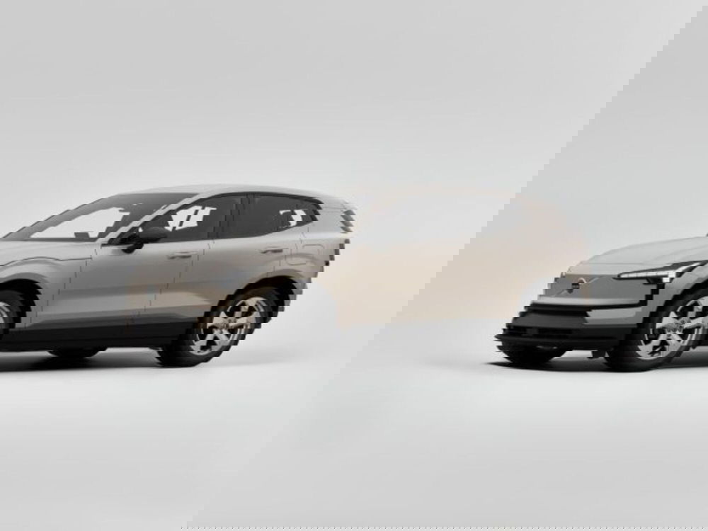 Volvo EX30 nuova a Modena (2)