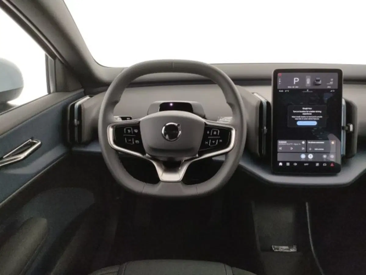 Volvo EX30 nuova a Modena (11)