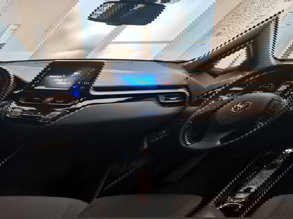 Toyota Toyota C-HR usata a Bergamo (9)