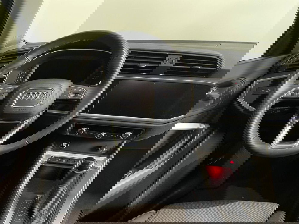 Audi Q3 Sportback usata a Taranto (6)