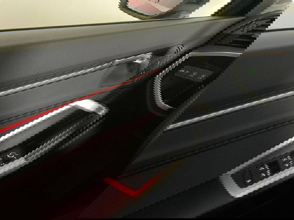 Audi Q3 Sportback usata a Taranto (8)