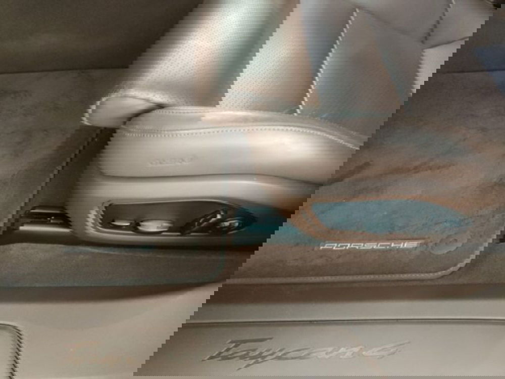 Porsche Taycan Cross Turismo usata a Modena (15)