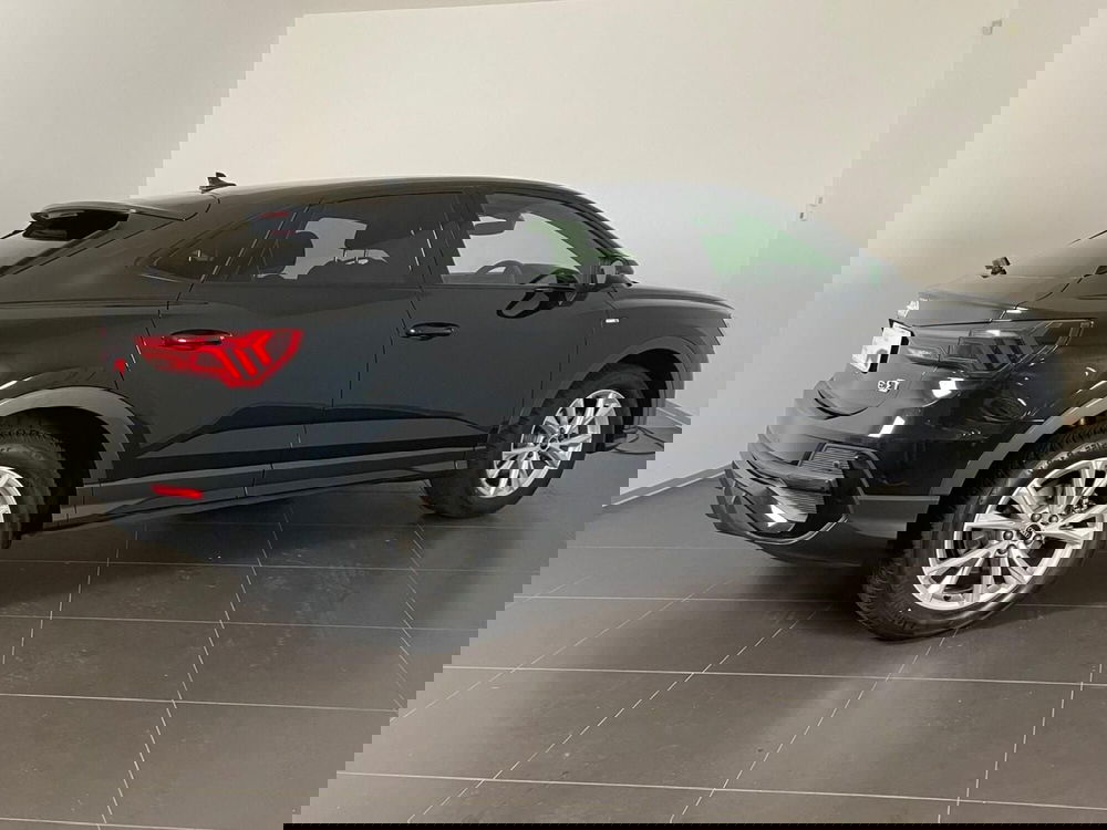 Audi Q3 Sportback usata a Taranto (2)