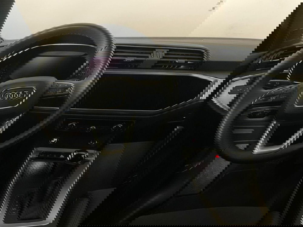 Audi Q3 Sportback usata a Taranto (6)