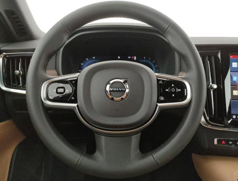 Volvo V90 nuova a Modena (12)