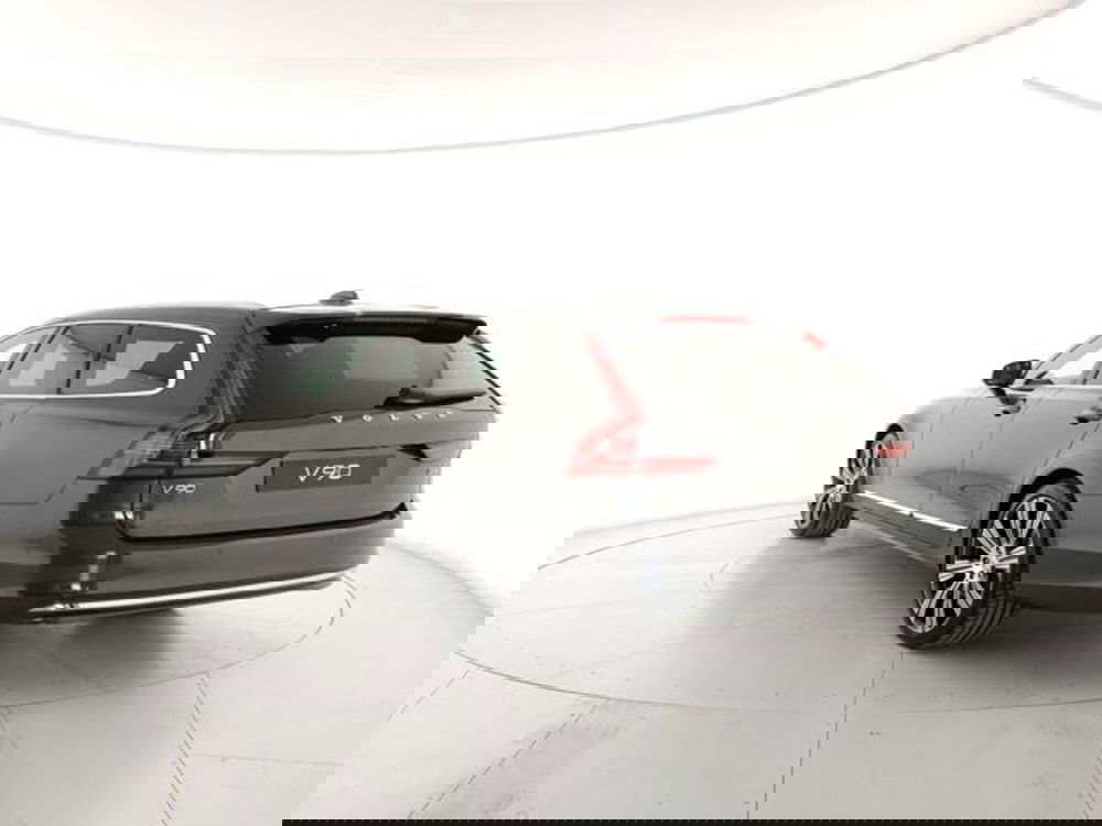 Volvo V90 nuova a Modena (3)