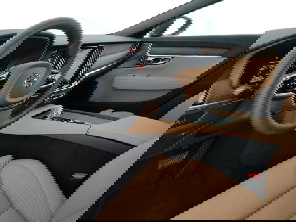 Volvo V90 nuova a Modena (9)