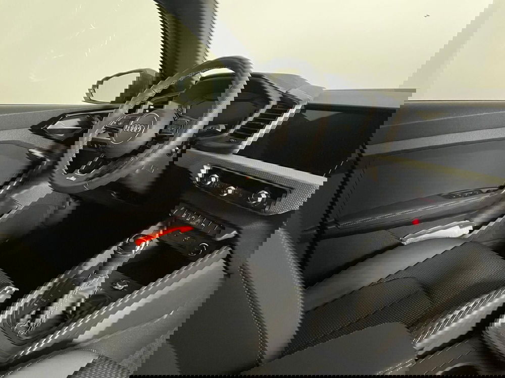 Audi A1 allstreet usata a Taranto (6)