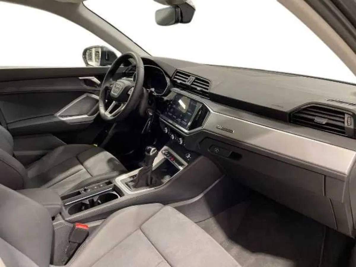Audi Q3 Sportback usata a Prato (3)