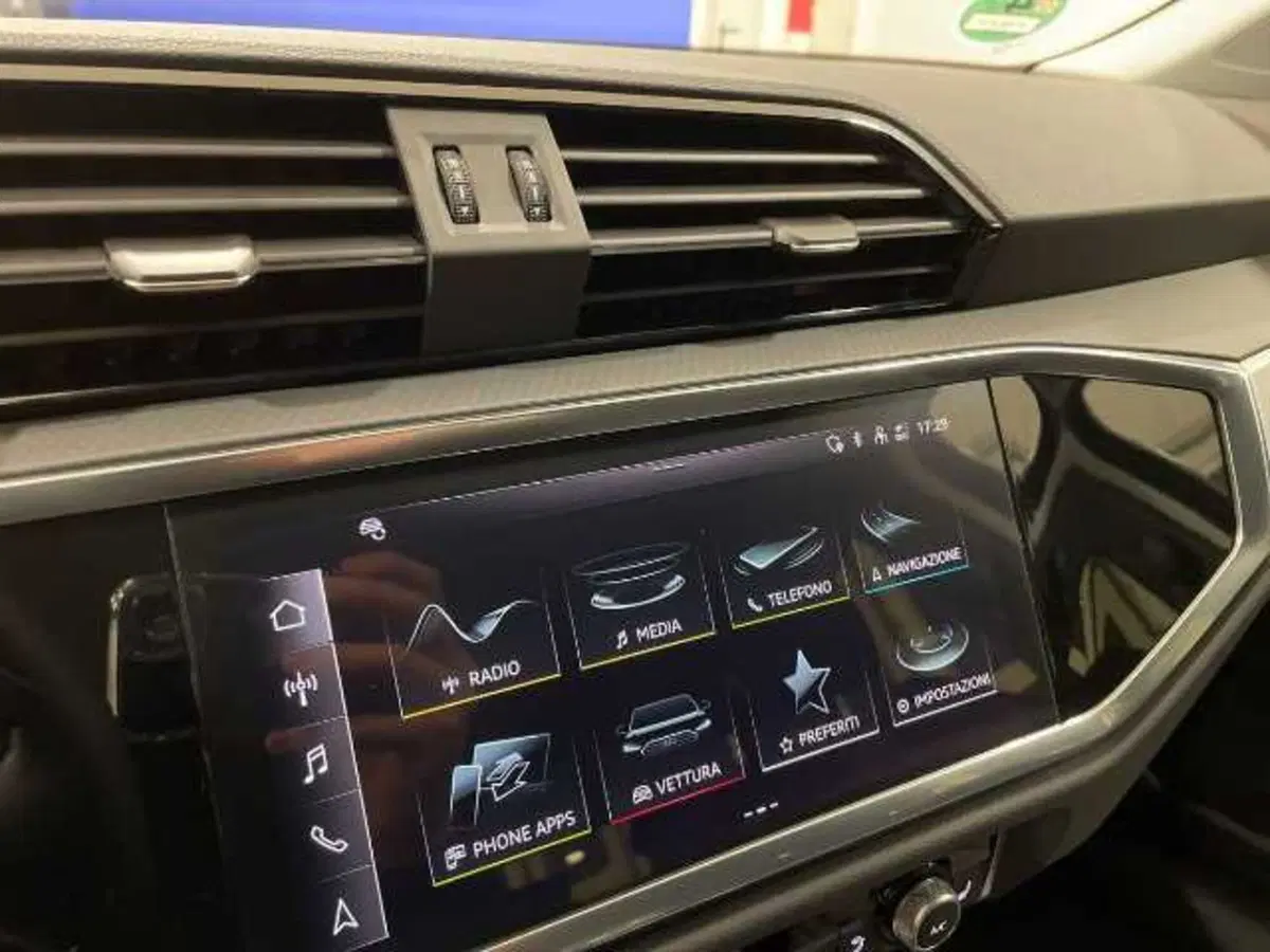 Audi Q3 Sportback usata a Prato (8)