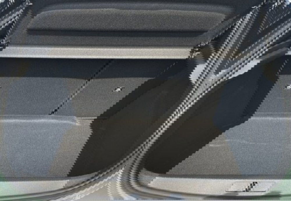 Lancia Ypsilon nuova a Frosinone (13)