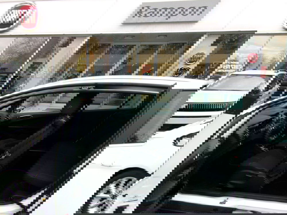 Ford B-Max usata a Venezia (15)