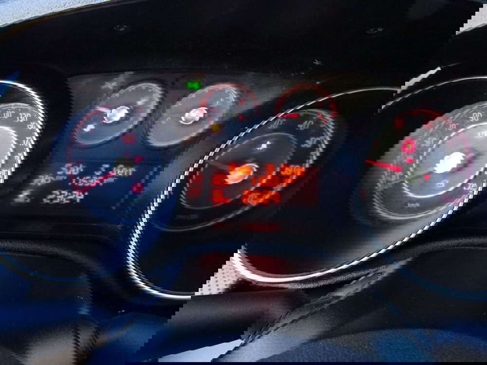 Fiat Punto Evo usata a Lucca (12)