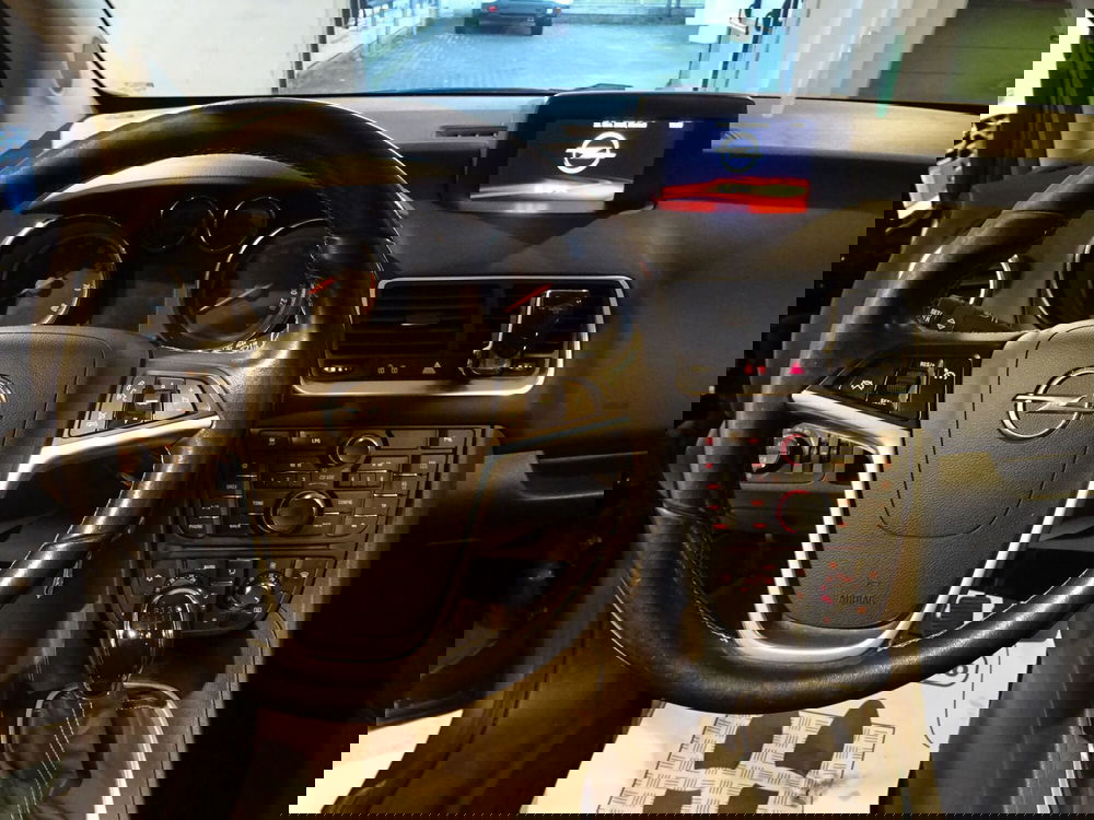 Opel Meriva usata a Lucca (10)