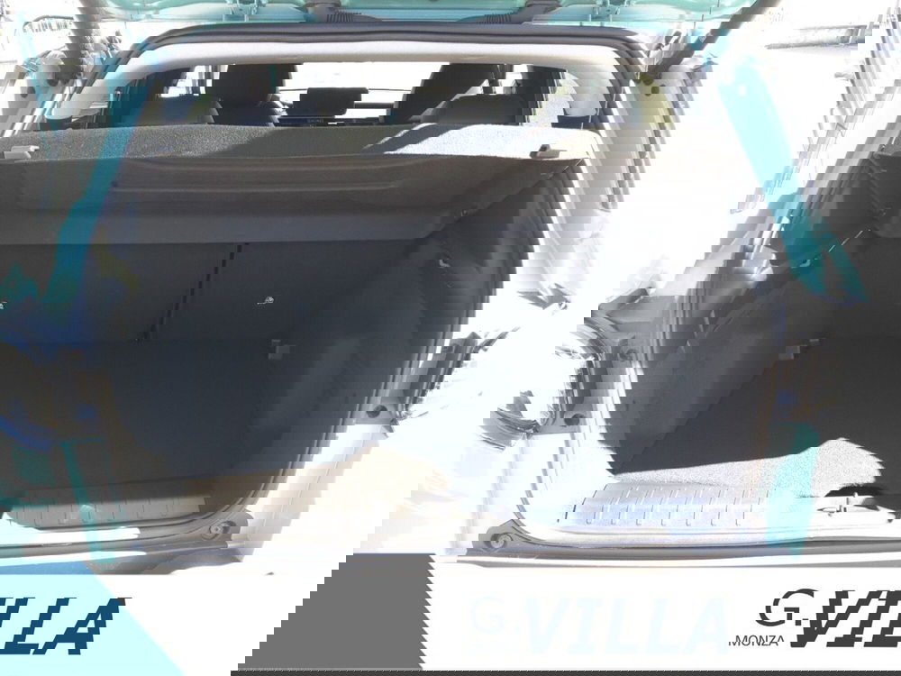 Jeep Avenger nuova a Monza e Brianza (9)