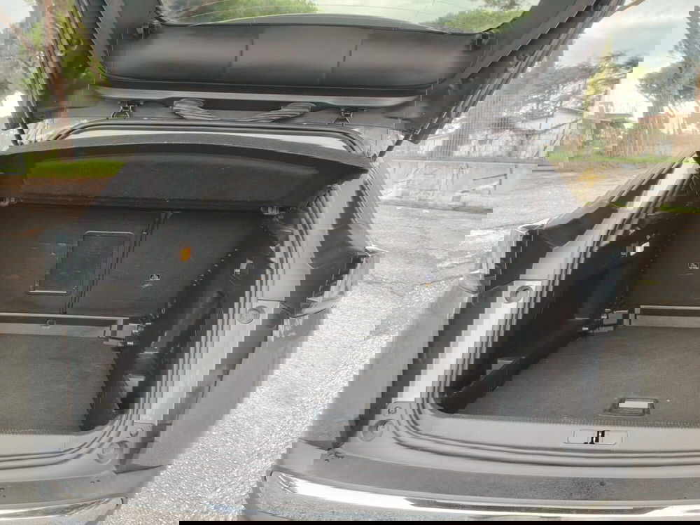 Peugeot 3008 usata a Massa-Carrara (14)