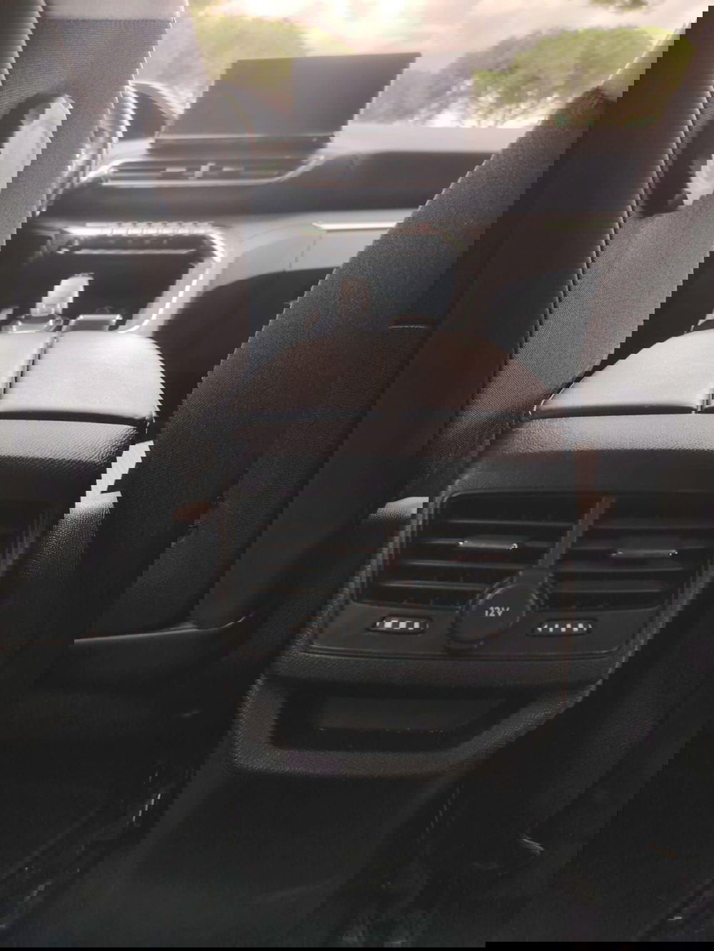 Peugeot 3008 usata a Massa-Carrara (15)