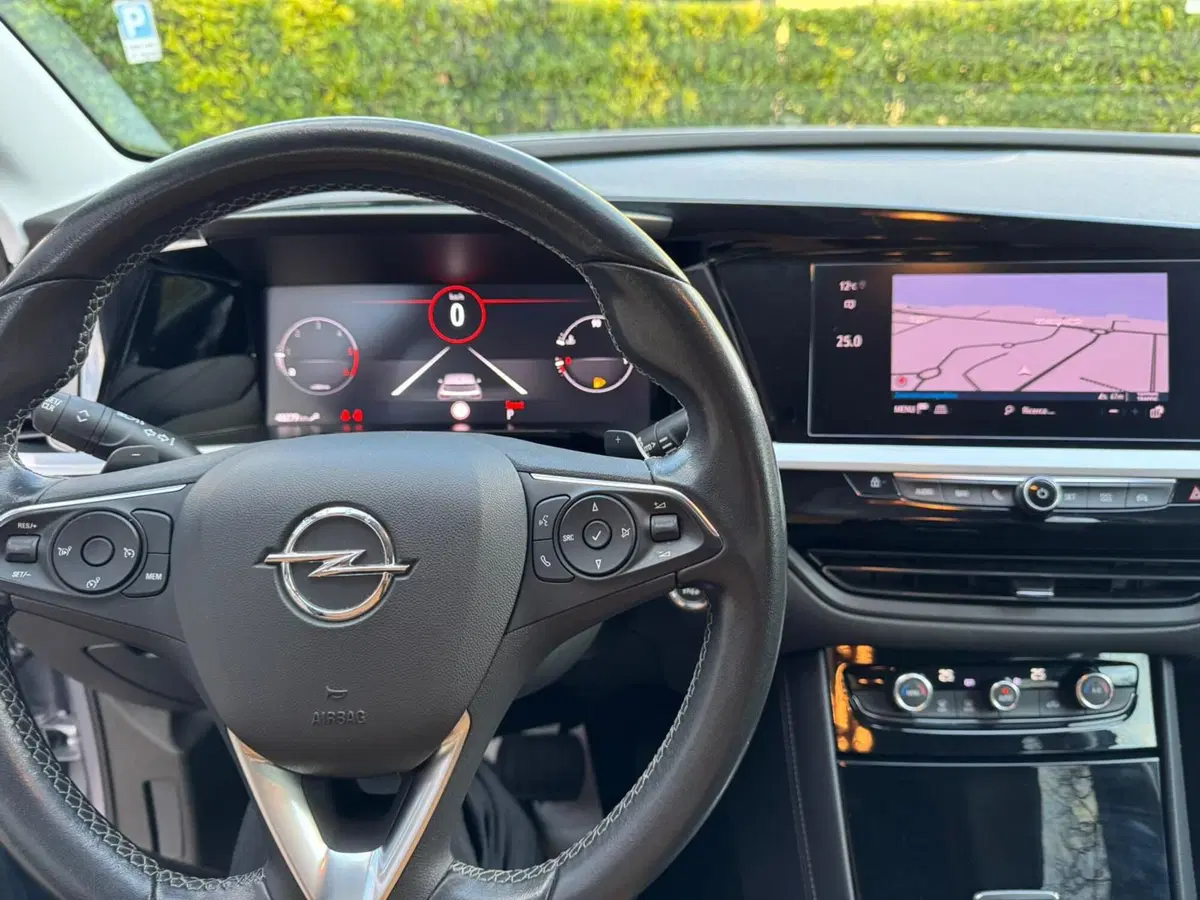 Opel Grandland usata a Brescia (13)