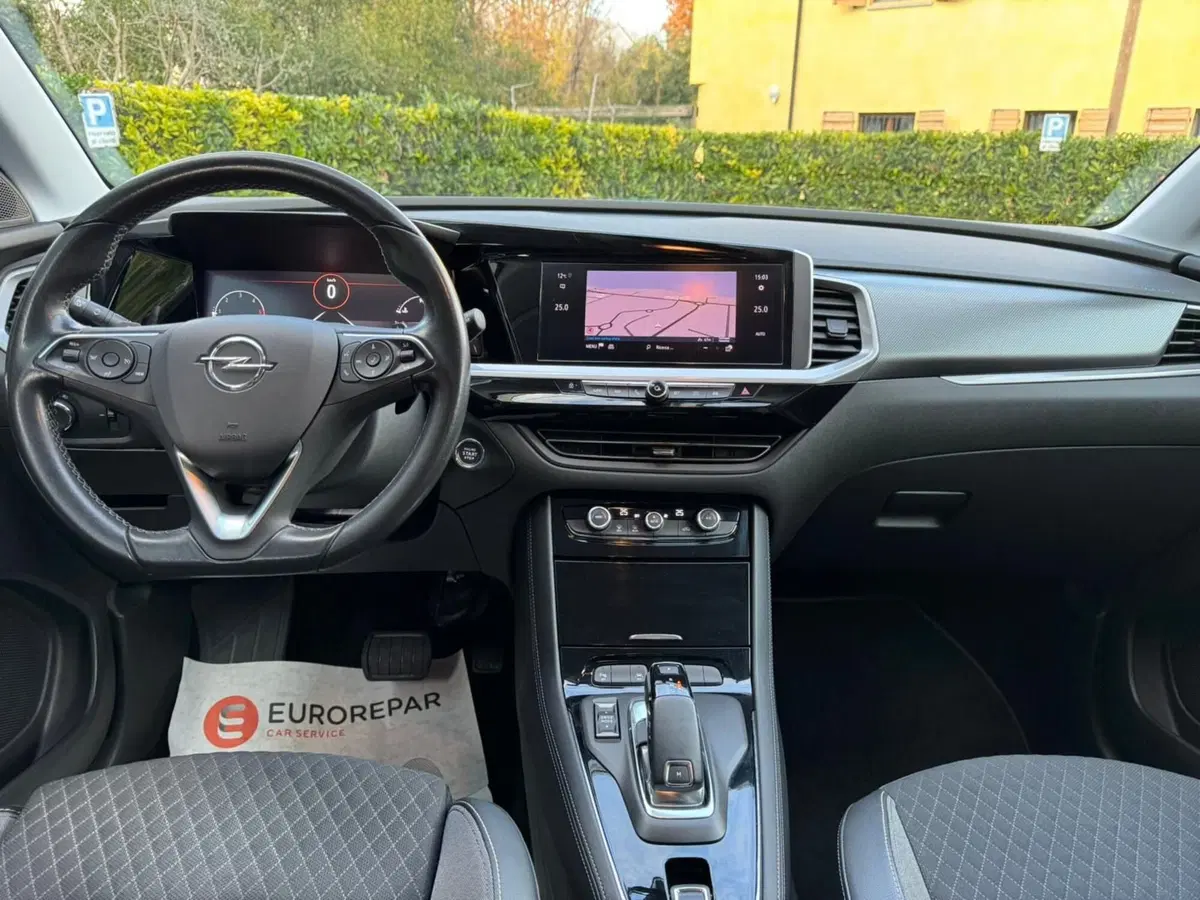 Opel Grandland usata a Brescia (18)