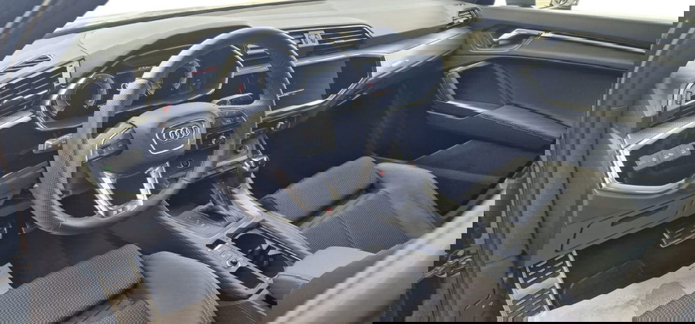 Audi Q3 Sportback usata a Bari (4)