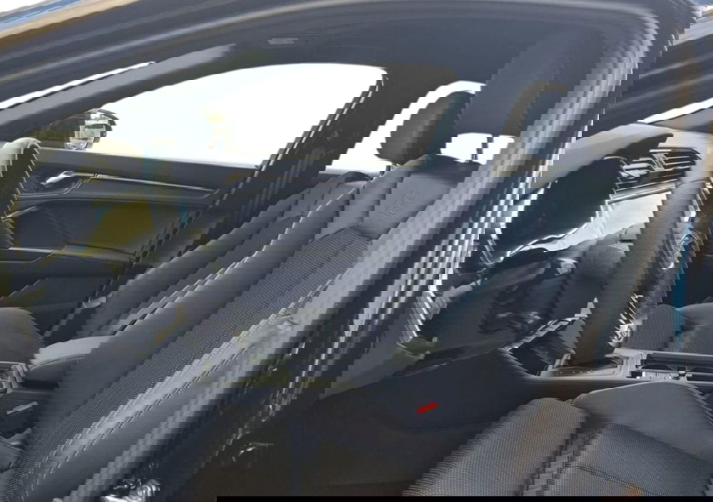 Audi Q3 Sportback usata a Bari (6)