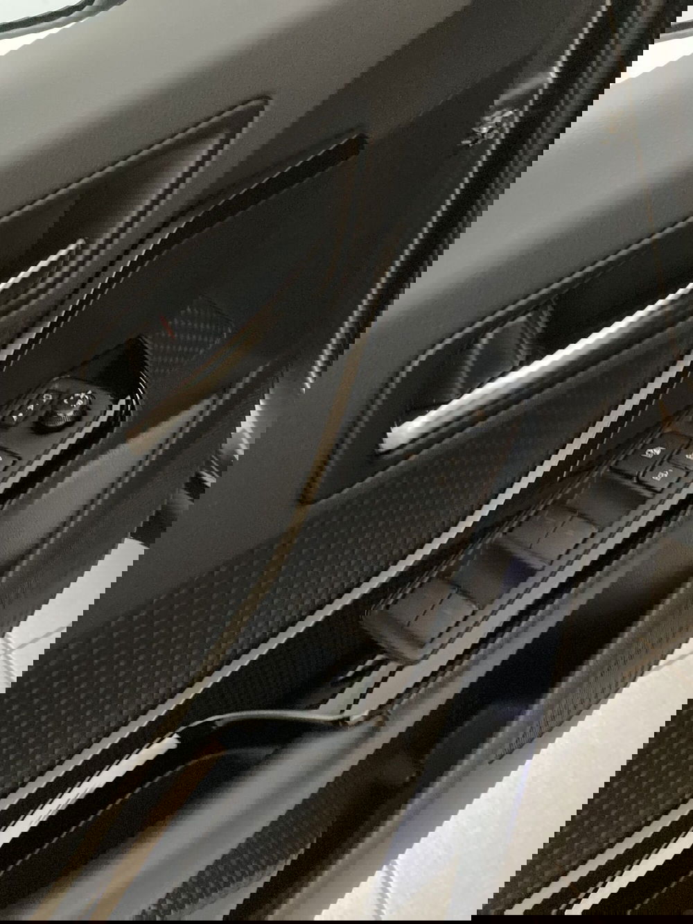 Toyota Toyota C-HR usata a Barletta-Andria-Trani (9)