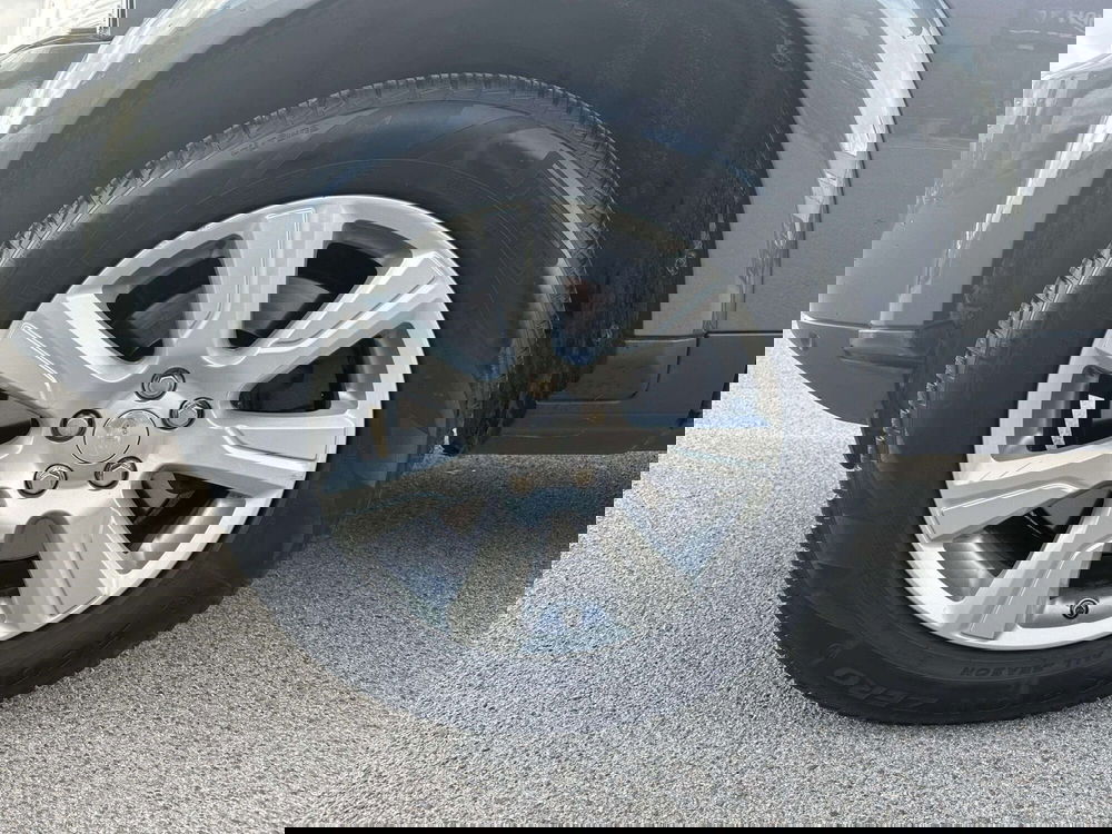 Land Rover Discovery usata a Siena (9)