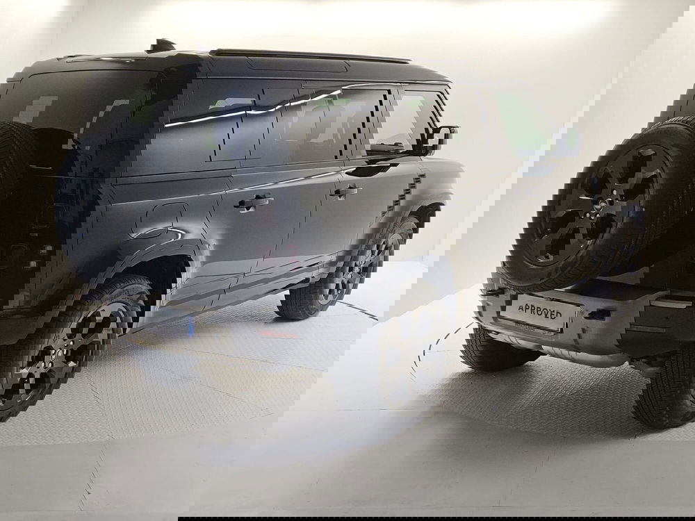 Land Rover Defender usata a Bergamo (2)