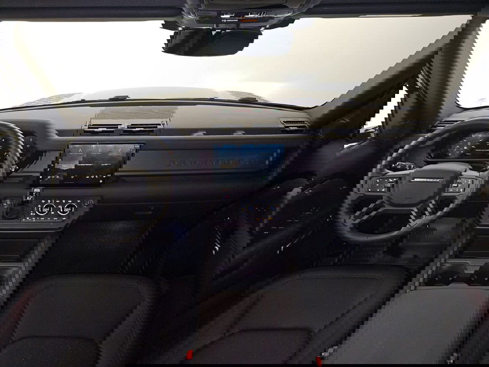 Land Rover Defender usata a Bergamo (4)