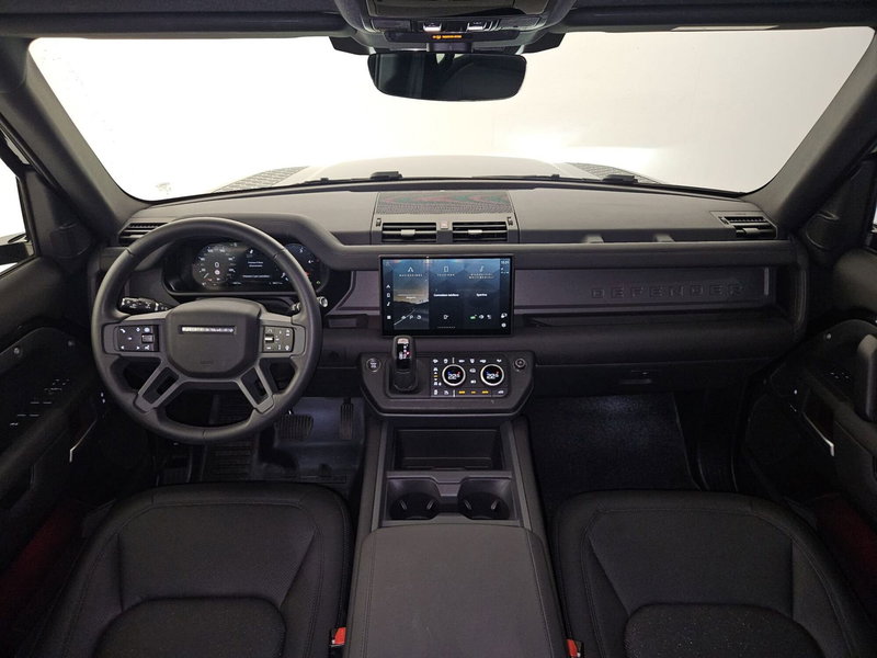 Land Rover Defender usata a Bergamo (4)