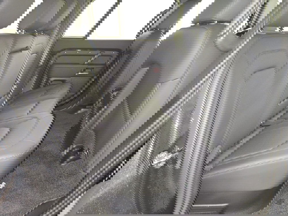 Land Rover Defender usata a Bergamo (5)