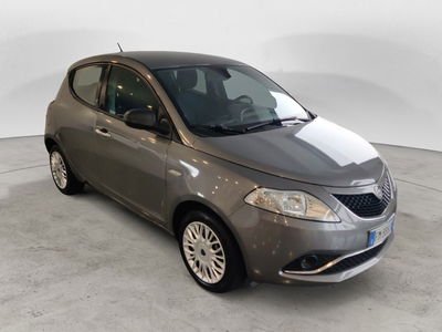 Lancia Ypsilon 1.2 69 CV 5 porte Silver del 2018 usata a Arezzo