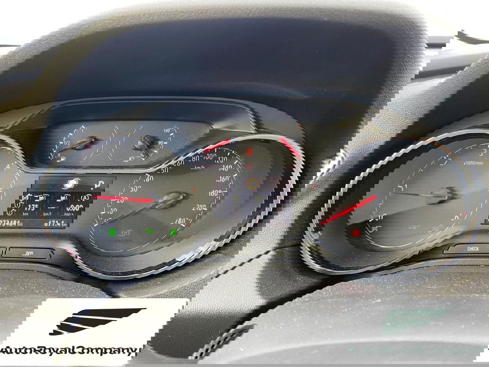 Opel Grandland X usata a Roma (12)