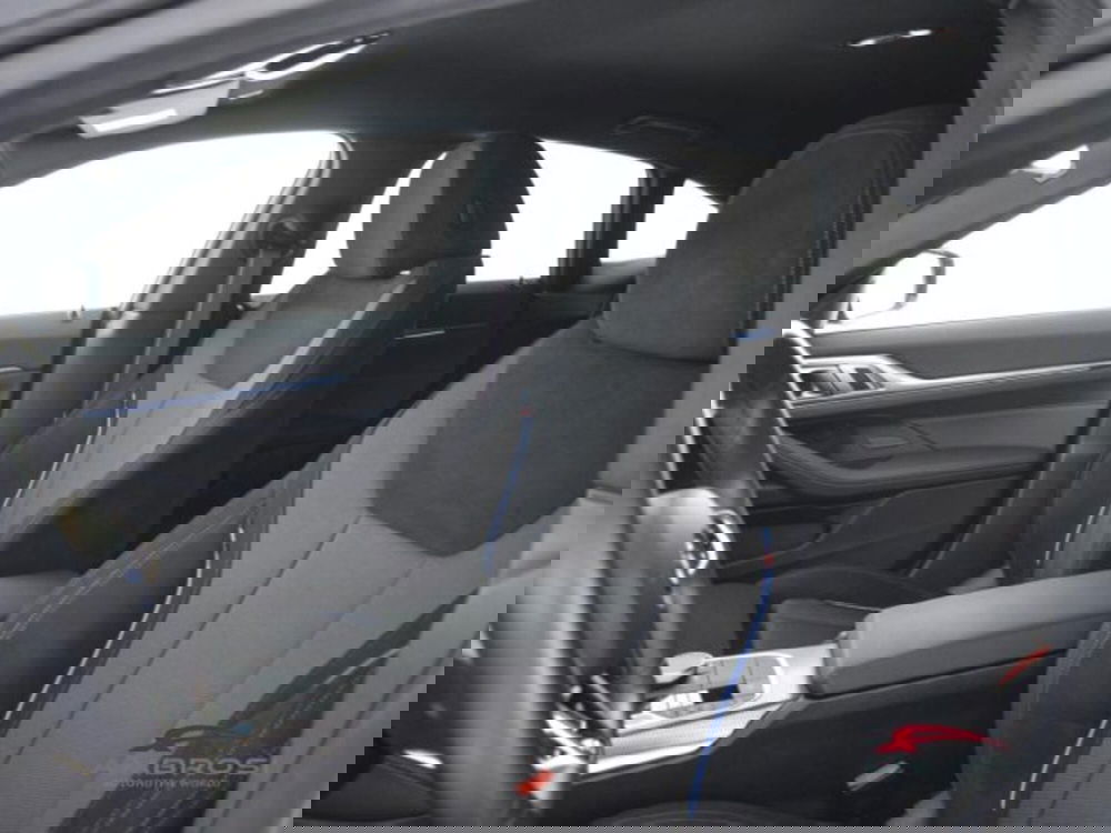 BMW i4 usata a Perugia (9)