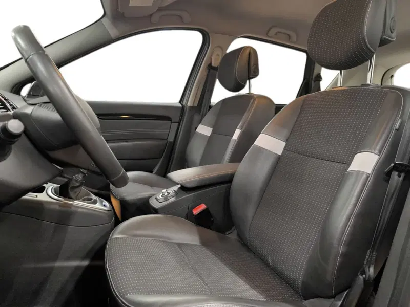 Renault Scénic X-Mod usata a Udine (8)