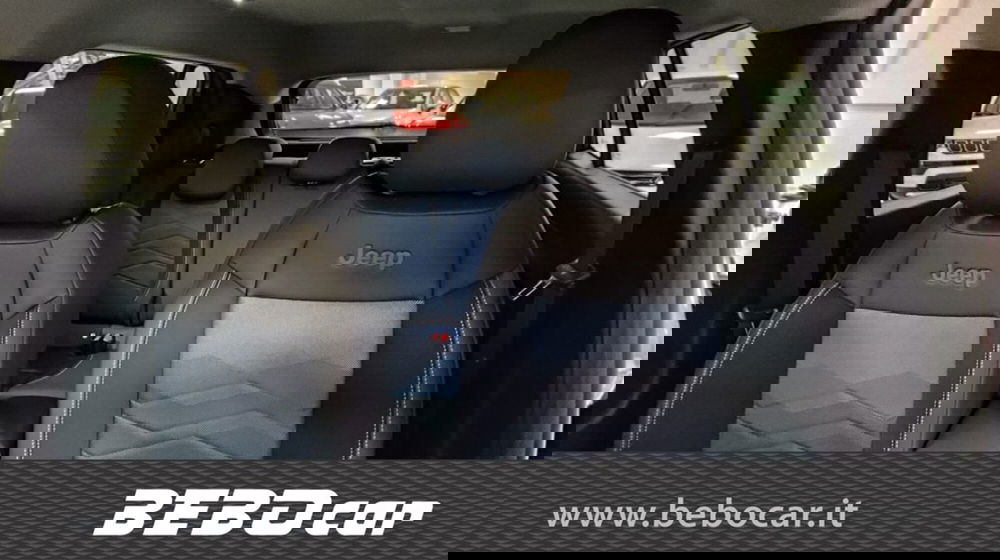 Jeep Avenger nuova a Torino (18)