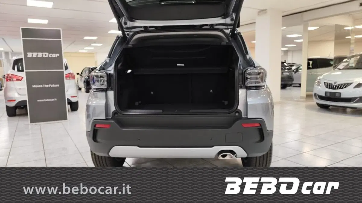 Jeep Avenger nuova a Torino (8)