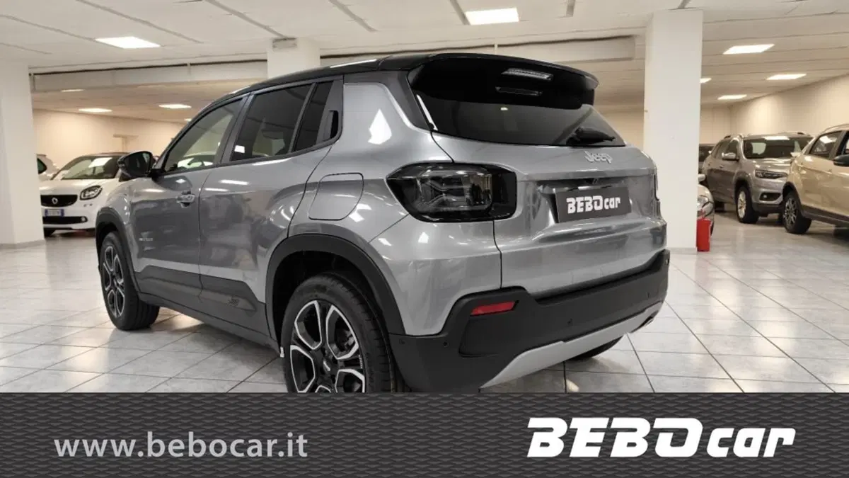 Jeep Avenger nuova a Torino (9)