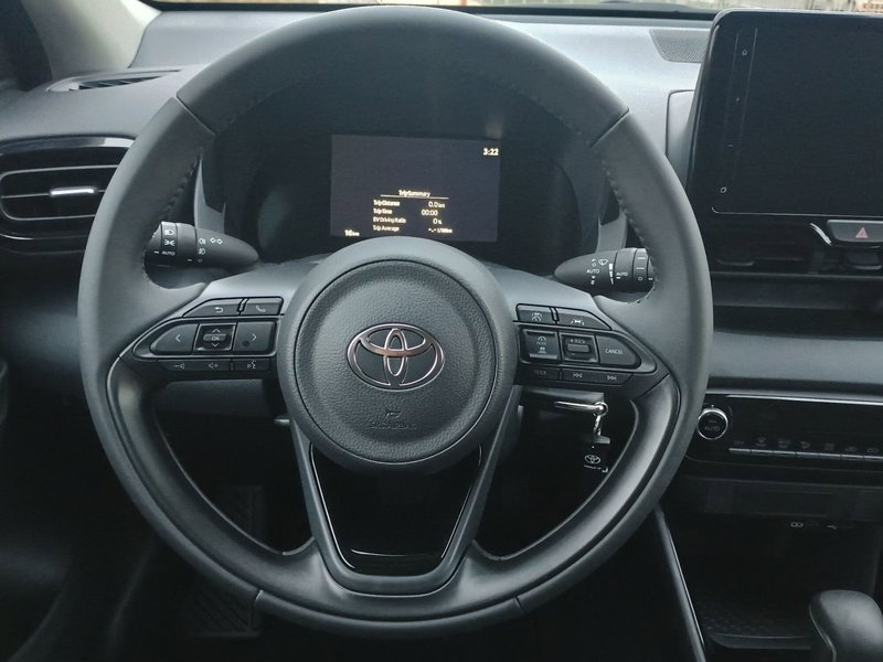 Toyota Yaris nuova a Reggio Calabria (14)