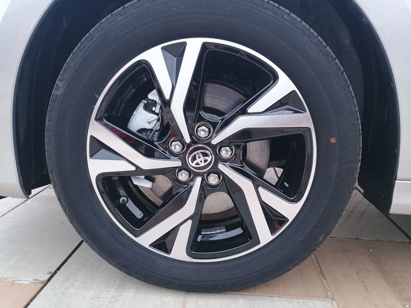 Toyota Yaris nuova a Reggio Calabria (16)