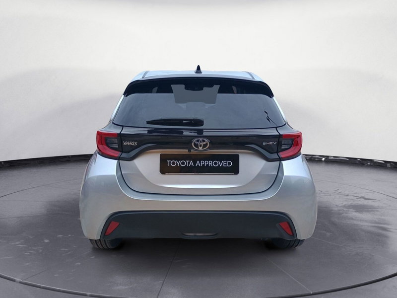 Toyota Yaris nuova a Reggio Calabria (4)