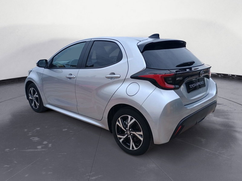 Toyota Yaris nuova a Reggio Calabria (5)